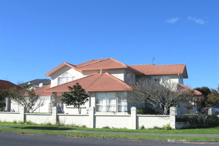 Photo of property in 72 Meadowland Drive, Somerville, Auckland, 2014