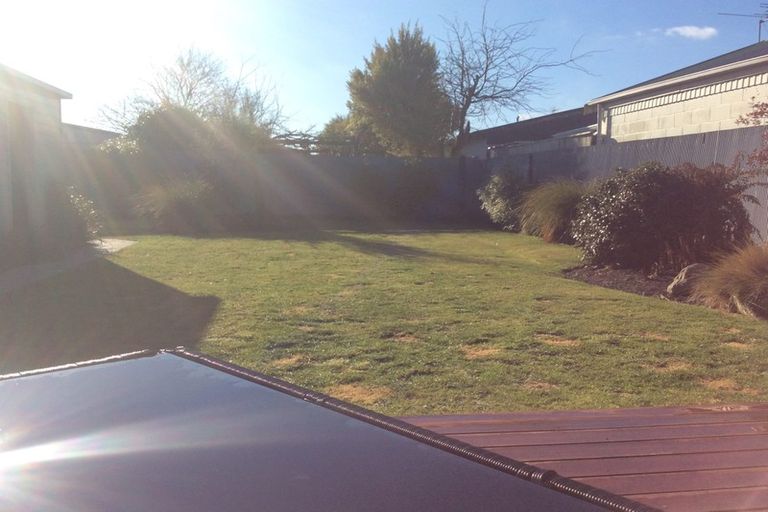 Photo of property in 77 Wingate Street, Redwood, Christchurch, 8051