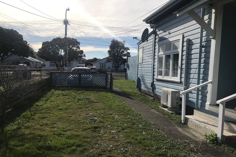 Photo of property in 52 Brussels Street, Miramar, Wellington, 6022