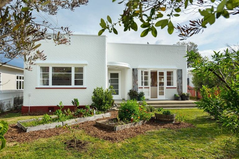 Photo of property in 140 Russell Street, Whataupoko, Gisborne, 4010