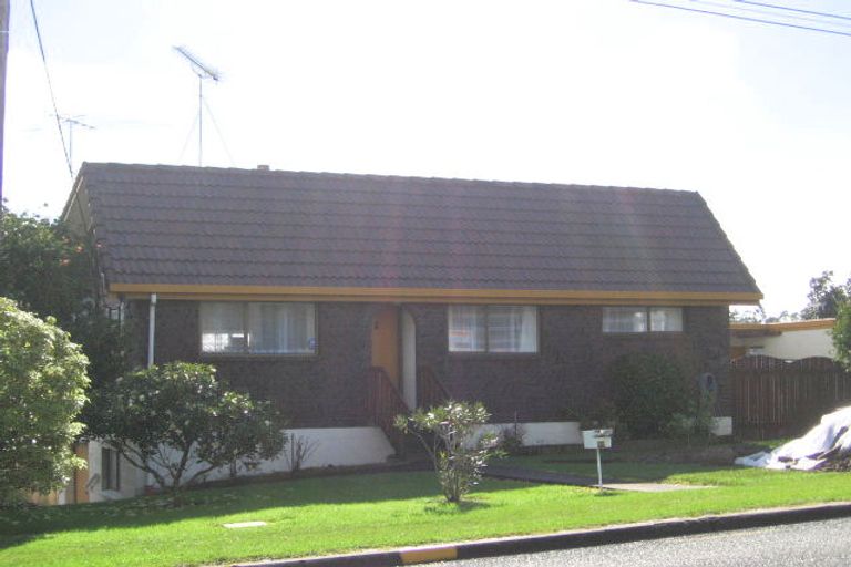 Photo of property in 23 Bay Street, Red Beach, 0932