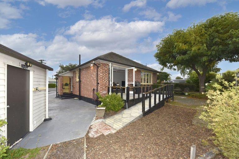 Photo of property in 5 Abbey Place, Mairehau, Christchurch, 8013