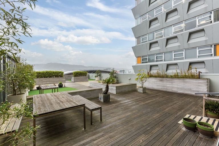 Photo of property in Chews Lane Apartments, 11e/9 Chews Lane, Wellington Central, Wellington, 6011