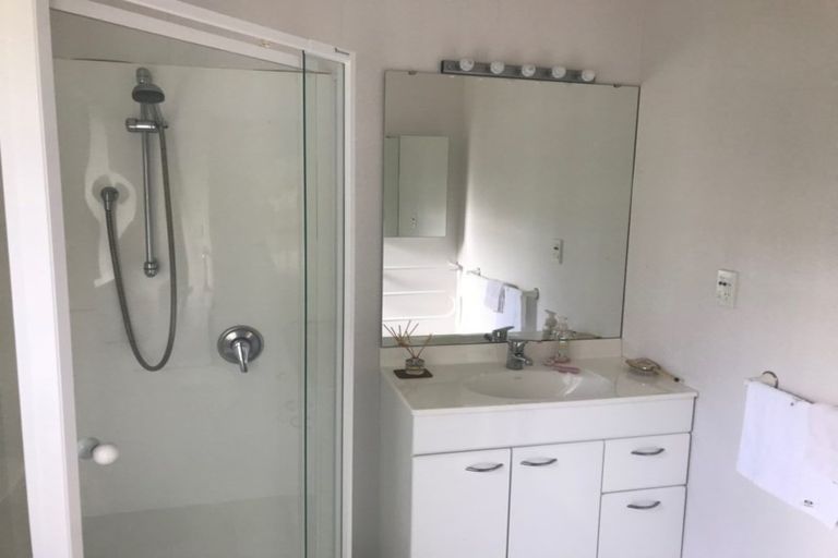 Photo of property in 7 Devana Court, Torbay, Auckland, 0630