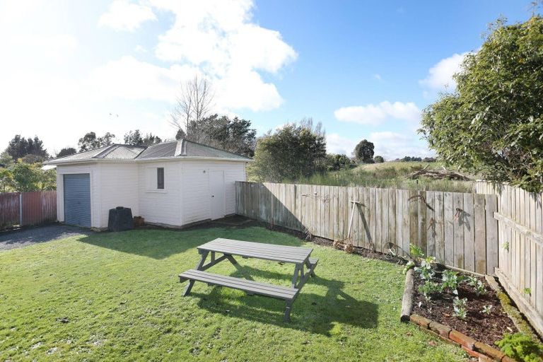 Photo of property in 11 Totara Street, Marton, 4710