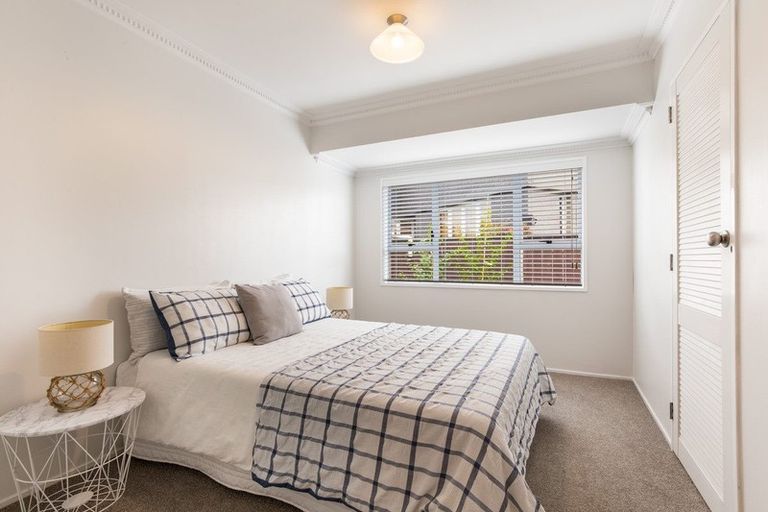 Photo of property in 82 Shakespeare Street, Leamington, Cambridge, 3432