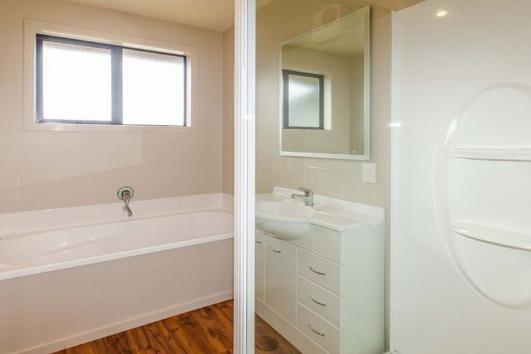 Photo of property in 40 Sunninghurst Drive, Fairfield, Dunedin, 9018