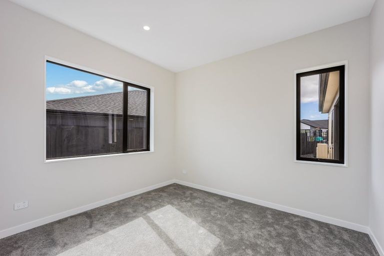 Photo of property in 4 Macgregor Lane, Wainui, 0992