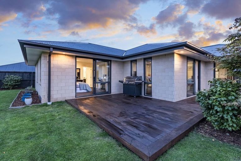 Photo of property in 8 Whitney Court, Rolleston, 7615