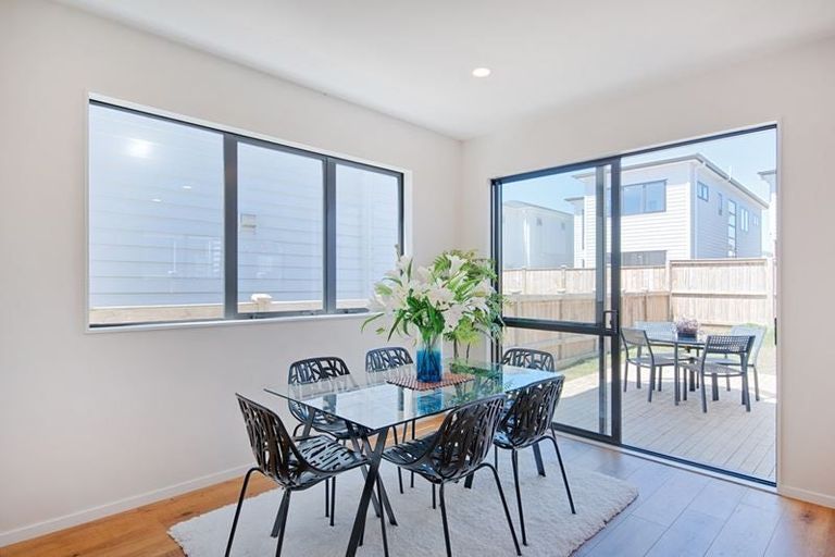 Photo of property in 45 Greenfinch Road, Hobsonville, Auckland, 0616