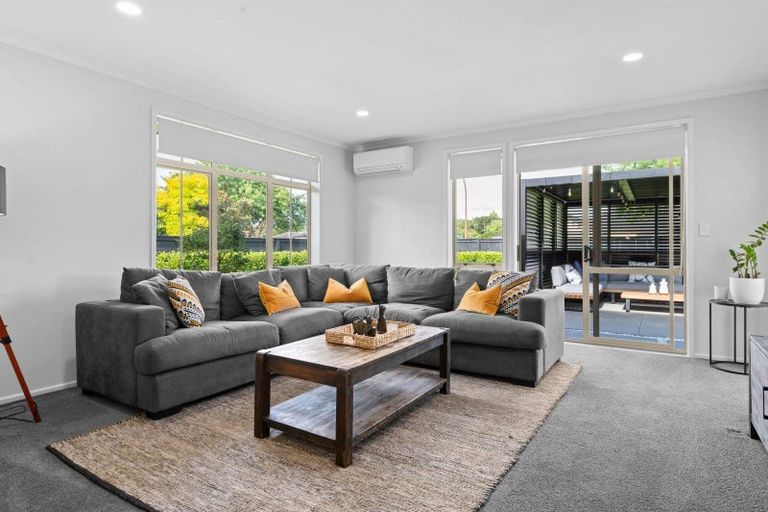 Photo of property in 1 Gresham Place, Rototuna North, Hamilton, 3210