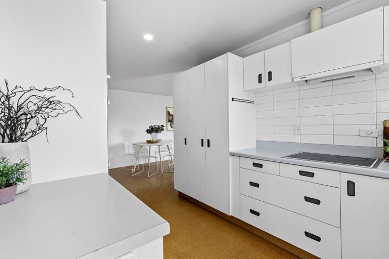 Photo of property in 2 Upland Street, Brookfield, Tauranga, 3110