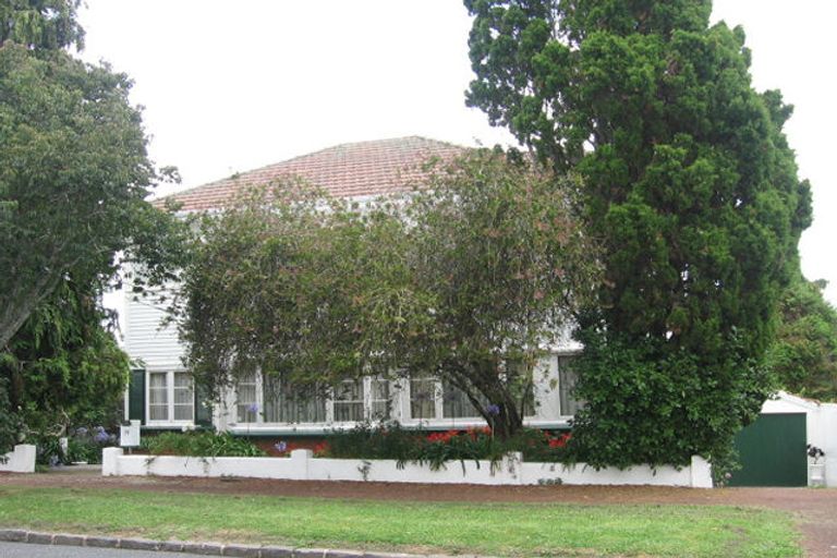 Photo of property in 19 Ferryhill Road, Epsom, Auckland, 1023