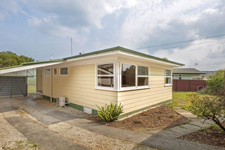 Photo of property in 10 Justin Street, Mangapapa, Gisborne, 4010