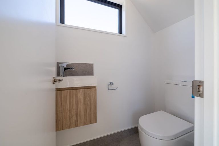 Photo of property in 3/46 King Street, Ebdentown, Upper Hutt, 5018