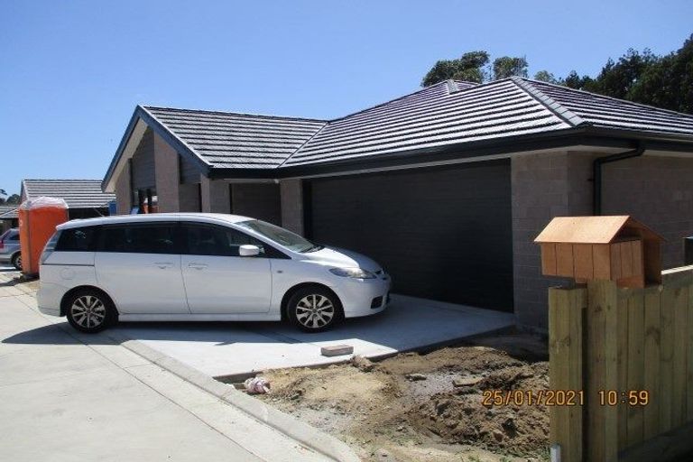 Photo of property in 11 Clover Lane, Pyes Pa, Tauranga, 3112