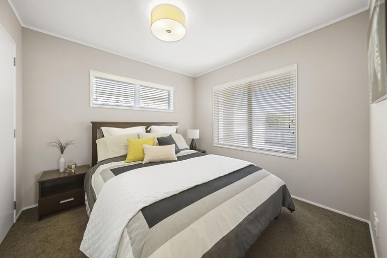 Photo of property in 1/28 Rochester Crescent, Somerville, Auckland, 2014