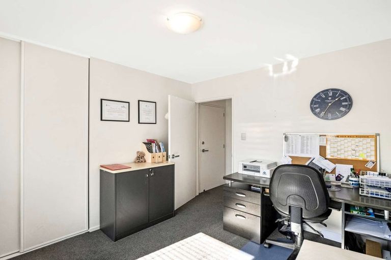 Photo of property in 4 Solander Road, Pegasus, 7612