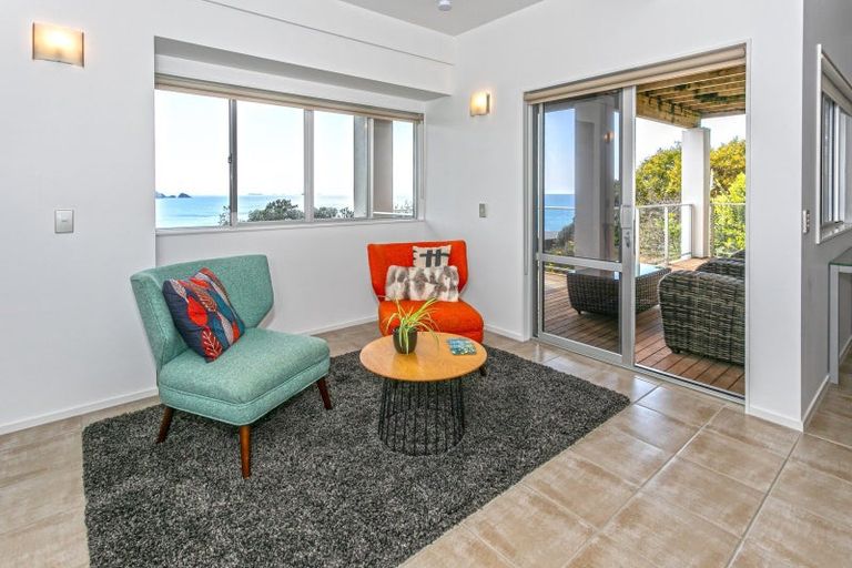 Photo of property in 2 Fantail Terrace, Tairua, 3508