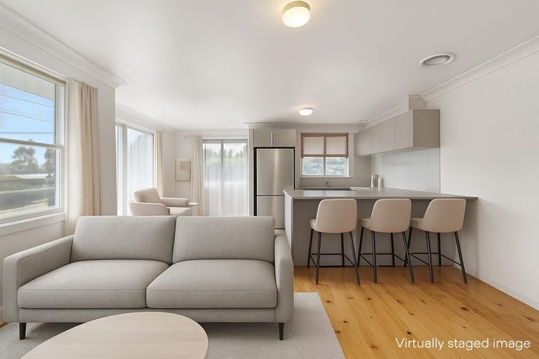 Photo of property in 1 Cedar Place, Hillcrest, Hamilton, 3216