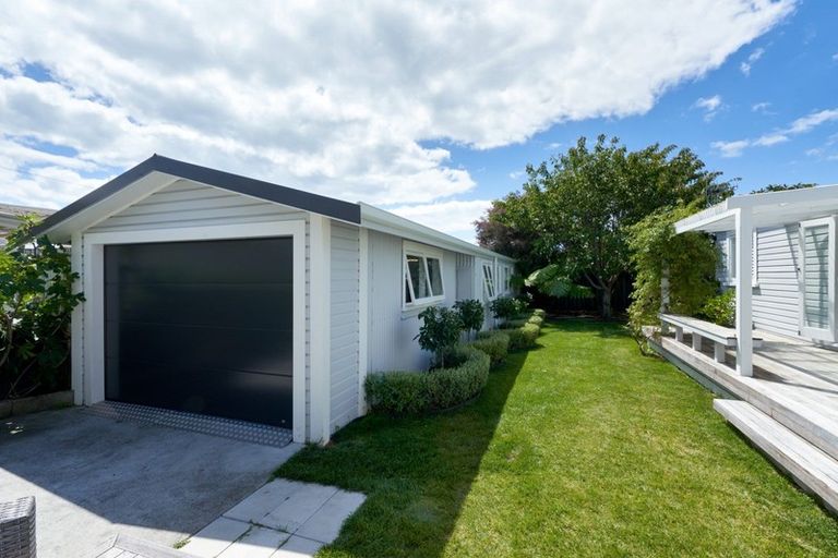 Photo of property in 105 Georges Drive, Napier South, Napier, 4110