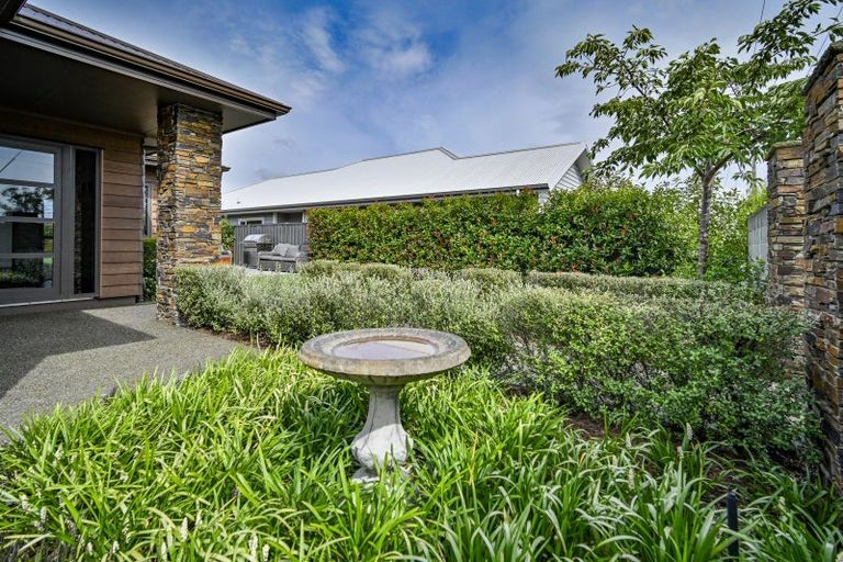 Photo of property in 127 Arataki Road, Havelock North, 4130