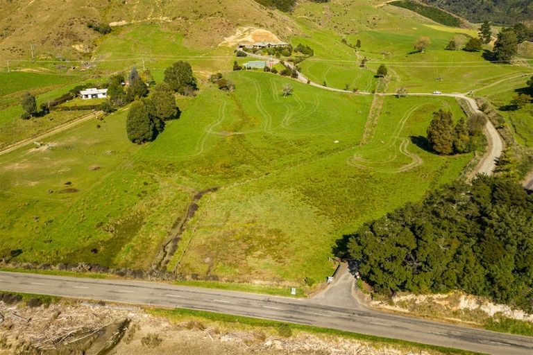 Photo of property in Queen Charlotte Drive, Linkwater, 7281