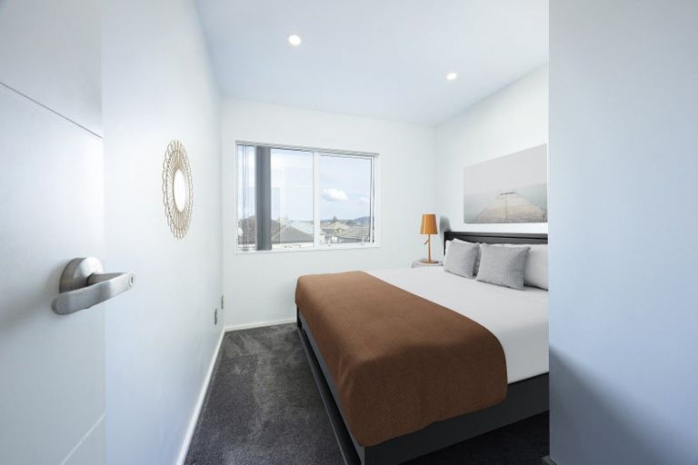 Photo of property in 101 Bordeaux Parade, Te Atatu South, Auckland, 0610