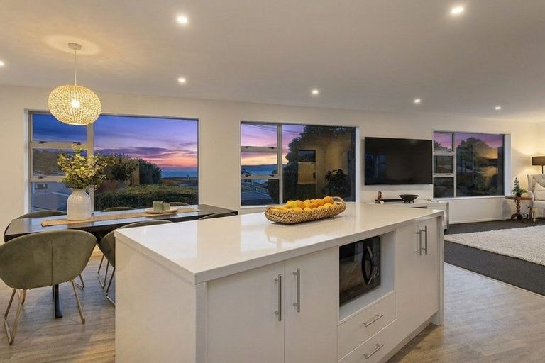 Photo of property in 22a Main Road, Titahi Bay, Porirua, 5022