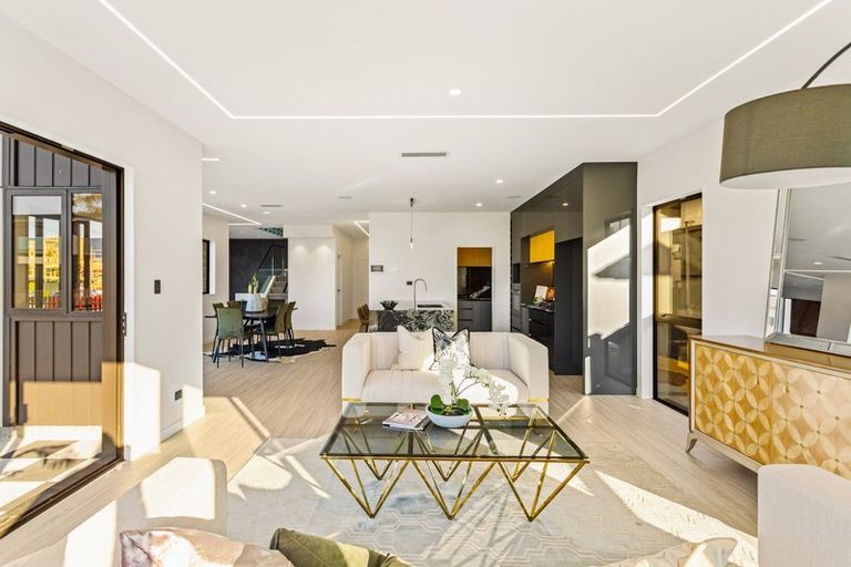 Photo of property in 5 Tai Crescent, Hobsonville, Auckland, 0616