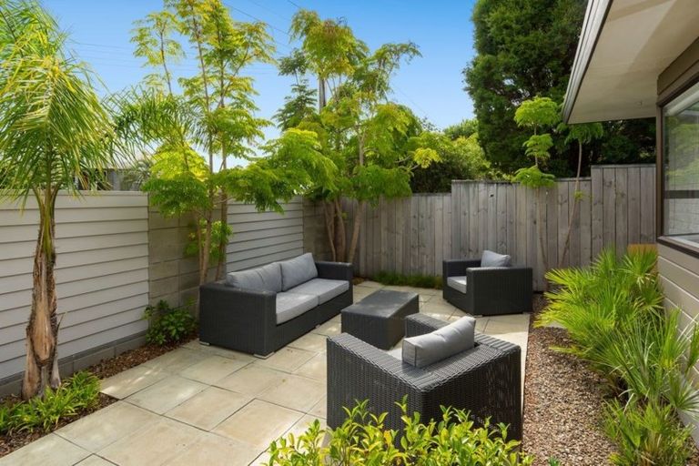Photo of property in 2/219 Valley Road, Mount Maunganui, 3116