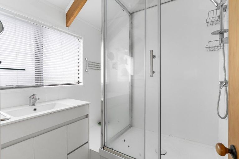 Photo of property in 106 Everitt Crescent, Whangamata, 3620