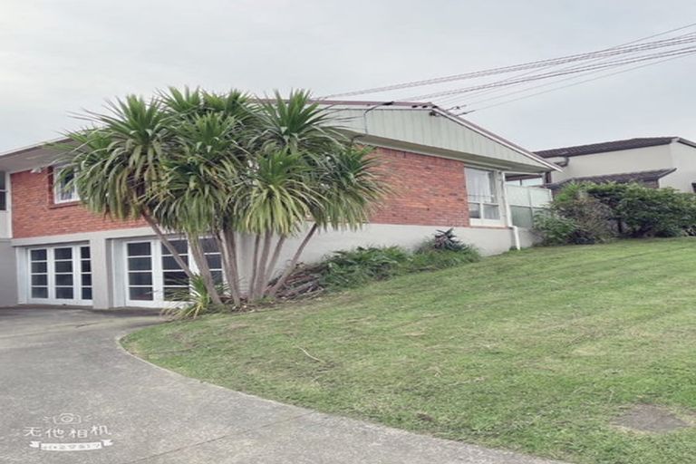 Photo of property in 1/5 Hart Road, Hauraki, Auckland, 0622