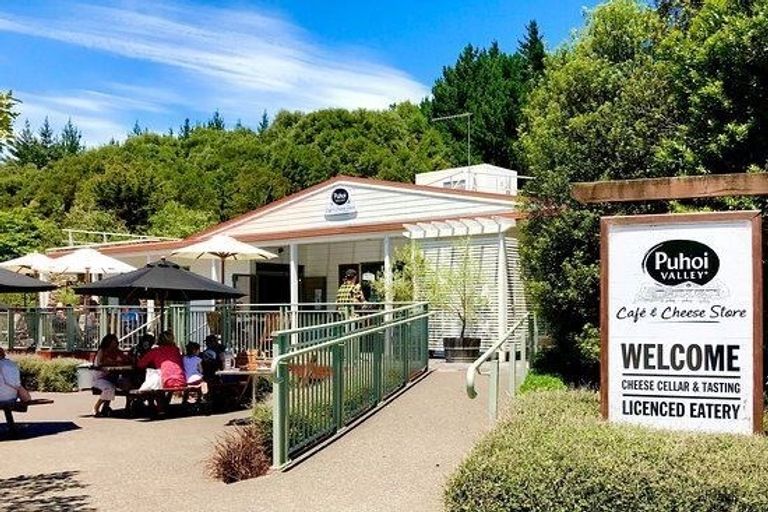 Photo of property in 82 Krippner Road, Puhoi, Warkworth, 0994