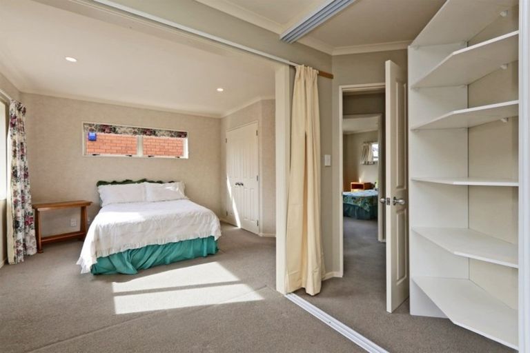 Photo of property in 30a Lee Road, Taradale, Napier, 4112