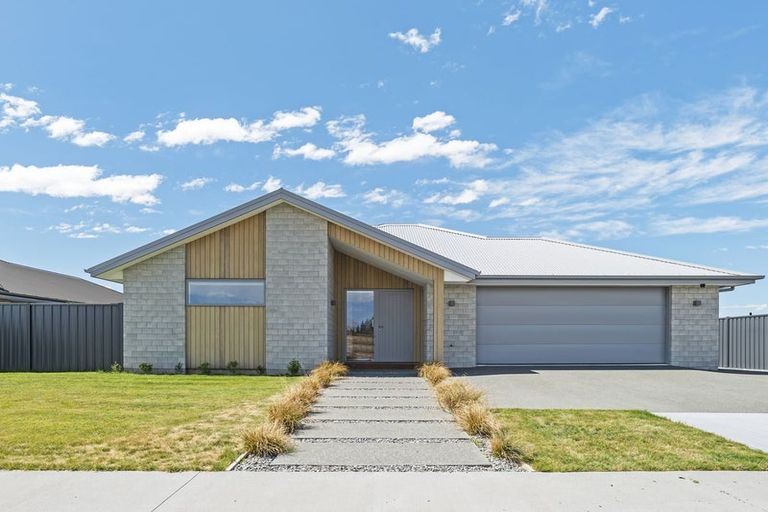 Photo of property in 41 Lakeland Avenue, Twizel, 7901