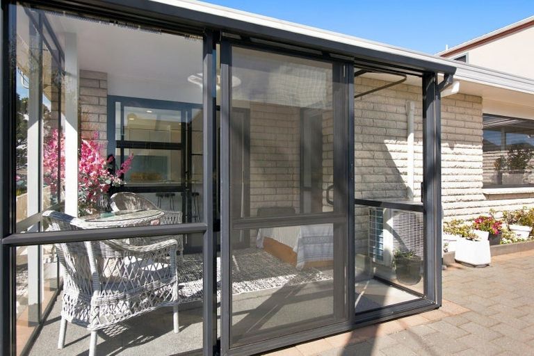 Photo of property in 3/30 Whiteley Street, Moturoa, New Plymouth, 4310