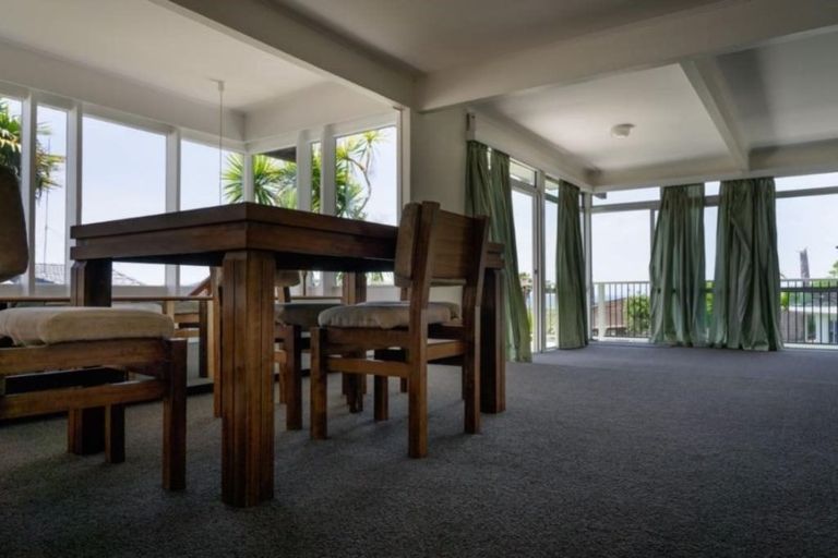 Photo of property in 7 Sykes Avenue, Hatfields Beach, Orewa, 0931