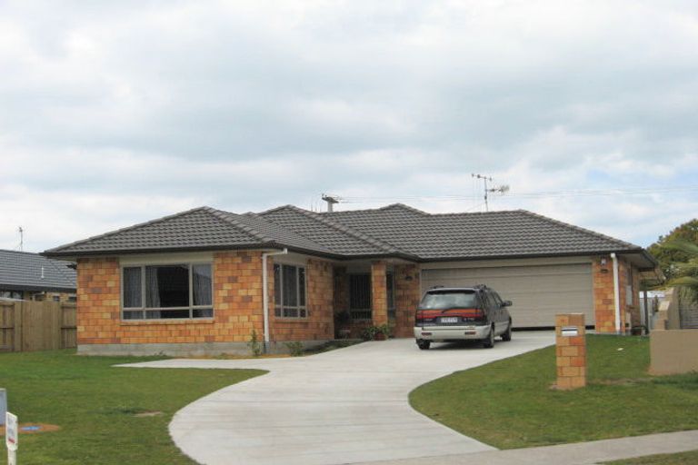 Photo of property in 11 Carlsberg Place, Papamoa Beach, Papamoa, 3118