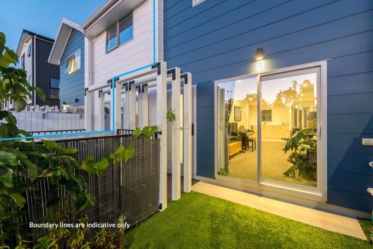 Photo of property in 3/21 Titoki Street, Te Atatu Peninsula, Auckland, 0610