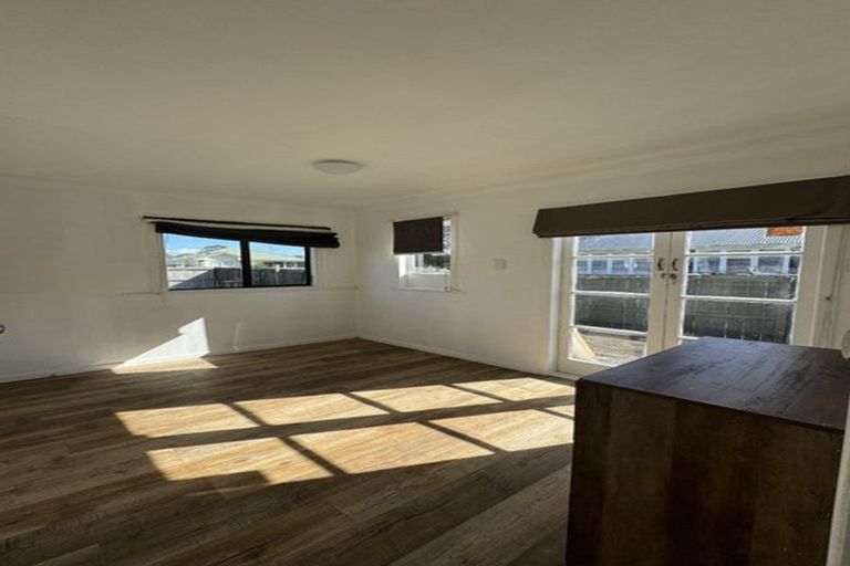 Photo of property in 66 Settlement Road, Papakura, 2110