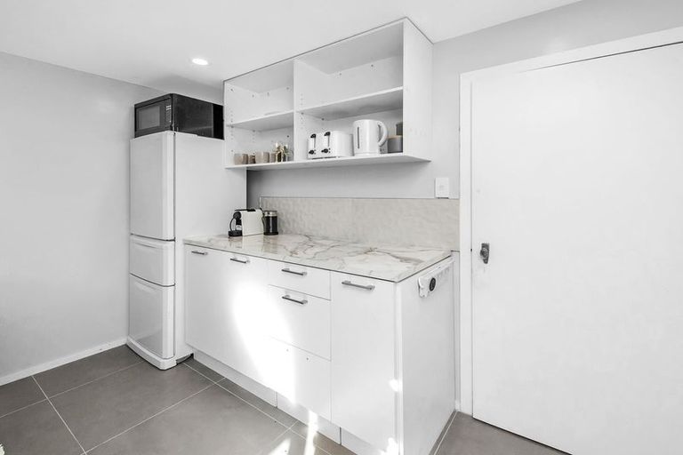 Photo of property in 10 Bengal Drive, Cashmere, Christchurch, 8022