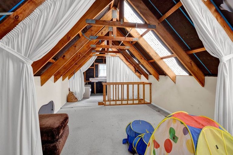 Photo of property in 170a Brooklands Road, Vogeltown, New Plymouth, 4310