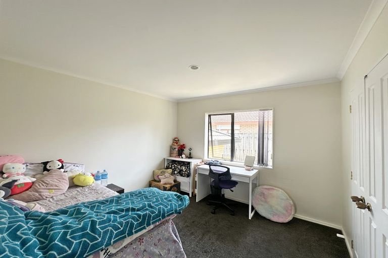 Photo of property in 9 Ali Place, Ranui, Auckland, 0612