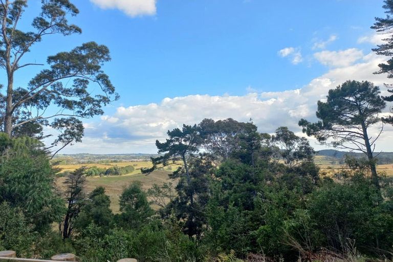 Photo of property in 159 Upper Orewa Road, Wainui, Silverdale, 0992