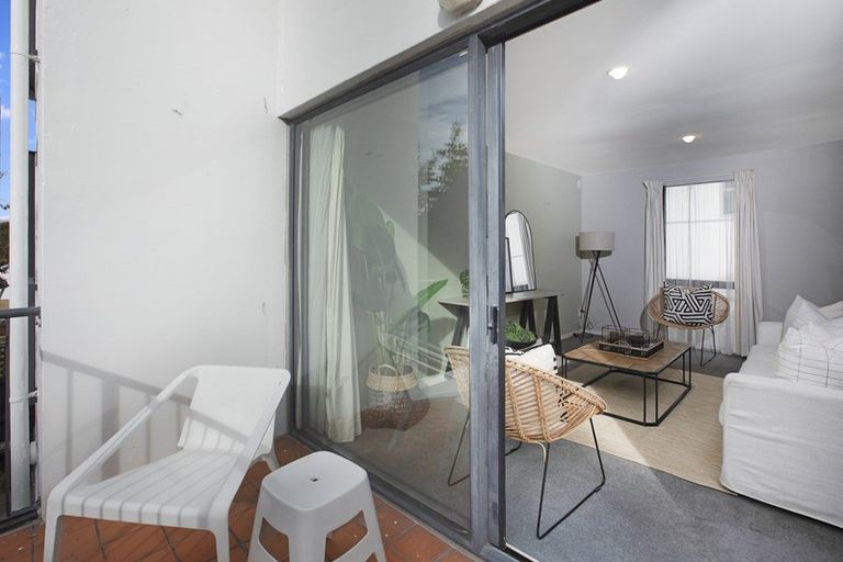 Photo of property in 28e Cranmer Square, Christchurch Central, Christchurch, 8013