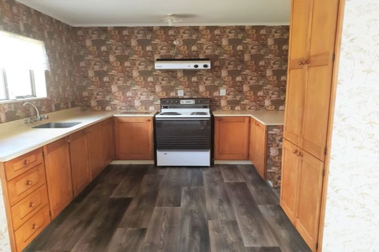 Photo of property in 7 Lina Place, Waiuku, 2123