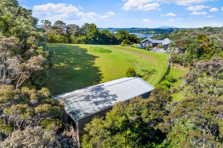 Photo of property in 17 Mahurangi East Road, Snells Beach, 0982