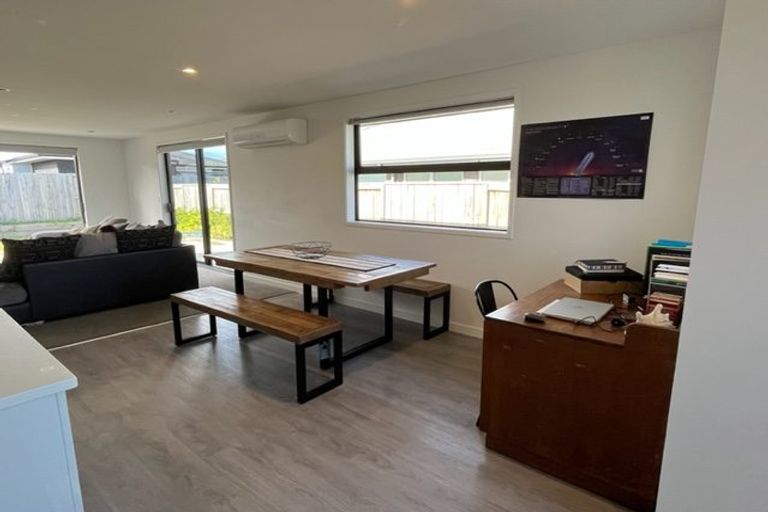 Photo of property in 8 Wahaika Way, Papamoa Beach, Papamoa, 3118