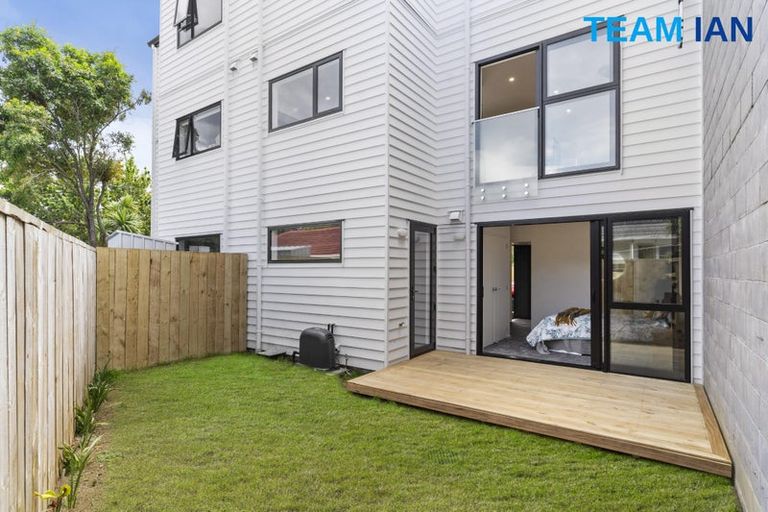 Photo of property in 1/68 Smythe Road, Henderson, Auckland, 0612